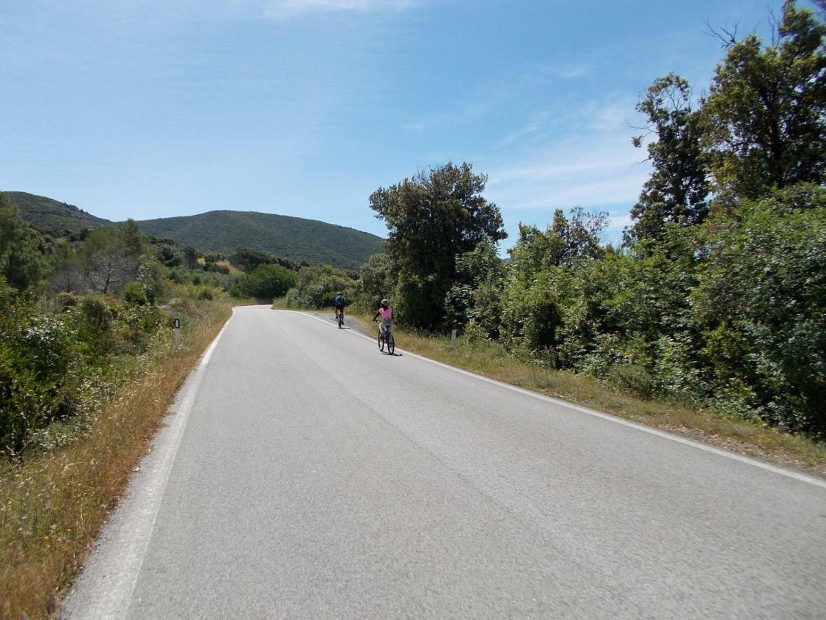 Villaggio Residence La Pieve Di Pomaia Εξωτερικό φωτογραφία