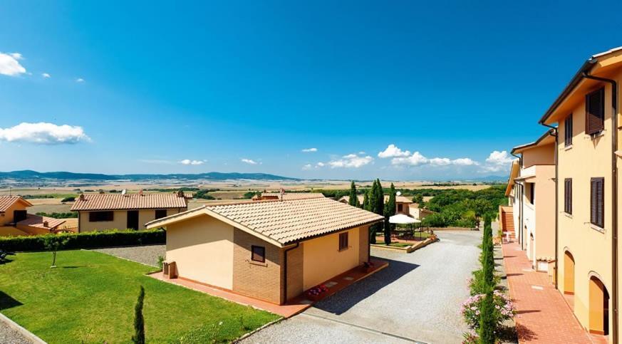 Villaggio Residence La Pieve Di Pomaia Δωμάτιο φωτογραφία